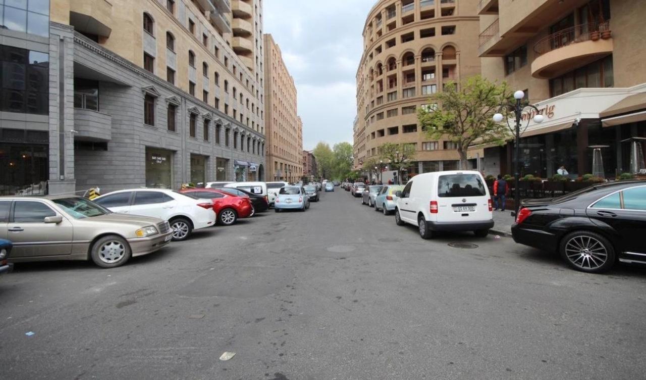 Apartment In Yerevan,Centre Exterior photo